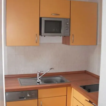 Ferienwohnungen 아파트 코세로우